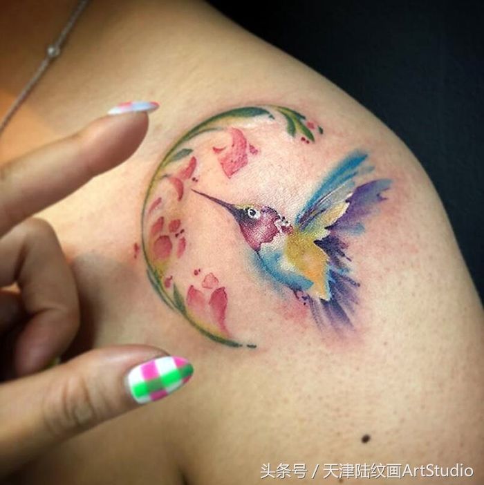 这些纹身真的好美 即使我们慢慢的老去而纹身之美在于永远的陪伴