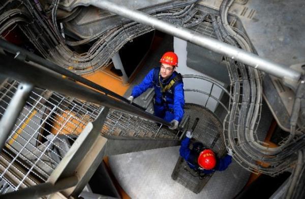 绝壁上的“天路医生”