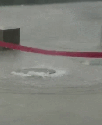 河北再发暴雨预警！多地“看海”，防汛应急响应启动