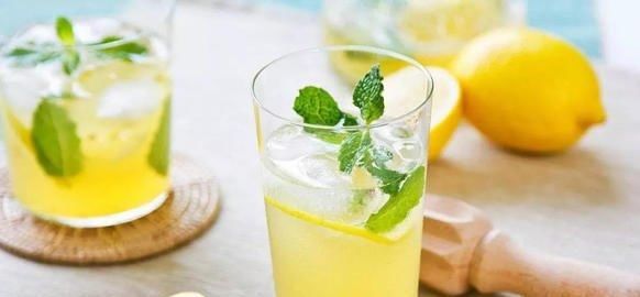  「美白」给大家推荐一些美白的方法，还有一些小窍门