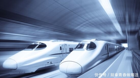 我国高铁每年都赔钱，为何还在一直修建？这才是真正目的