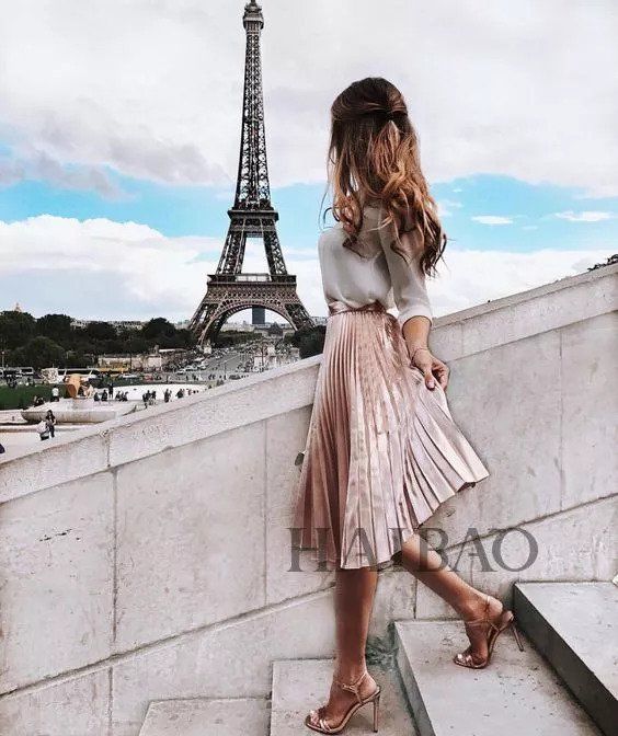 显土还是装嫩?粉色这么穿绝对不踩坑!