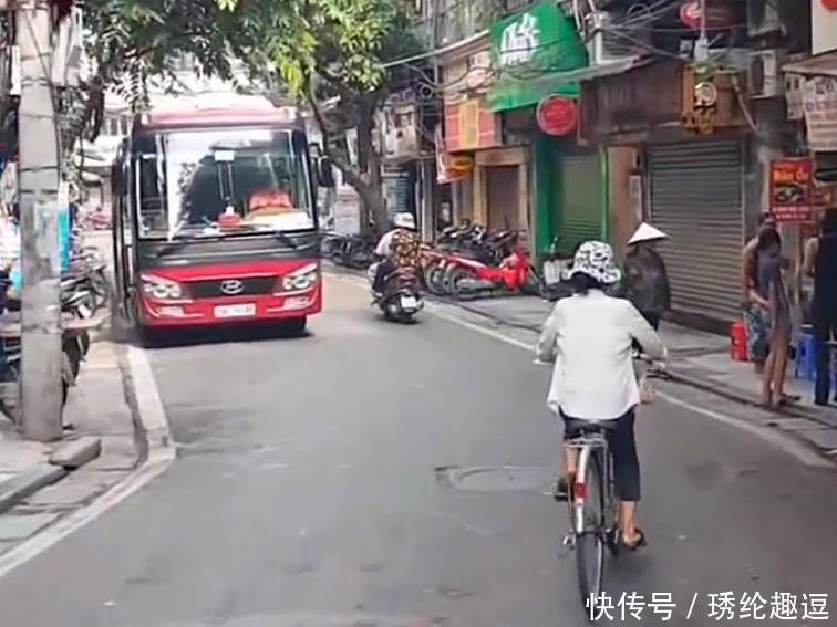 实拍 越南的第二大城市, 看看建设相当于中国的几线城市