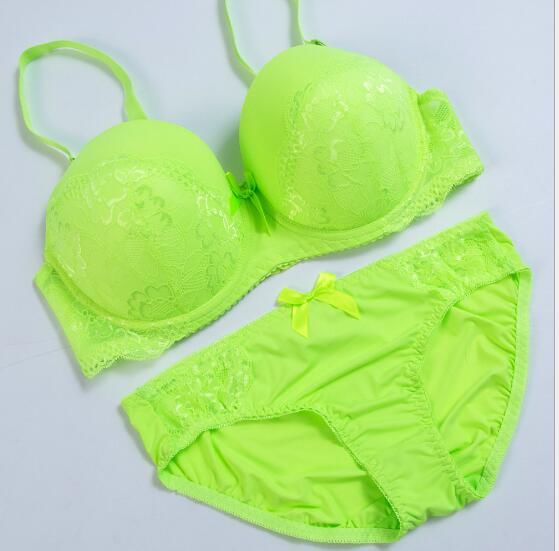 一片式女士无痕三角裤，舒适透气，适合各个年龄段的女神穿