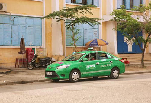 去越南旅游,你以为躲过了各种坑,直到你打了车才知道坑在后面!