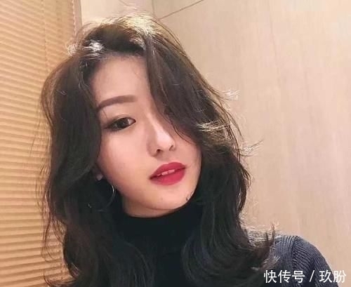  脸部：发型决定颜值，但是怎么选发型要看你的脸型，这样选发型准没错