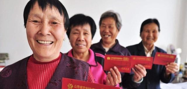 下个月，村干部就要挨家挨户的收钱了！农民朋友要提前做好准备