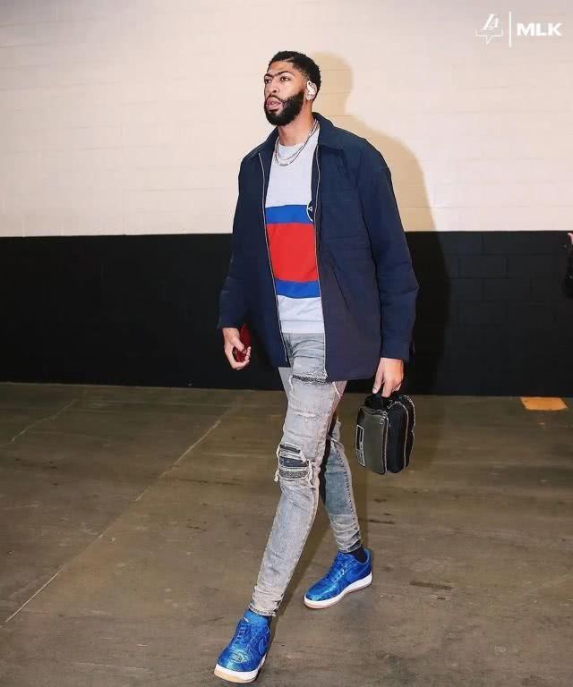  【绸缎】绸缎又俗又难穿？现在开始修改你的偏见了！