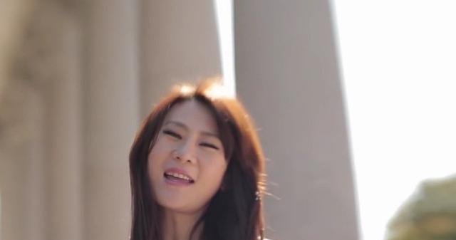 已婚女星与健身教练牵手,急回应没劈腿,这种尺度还用反驳了吗