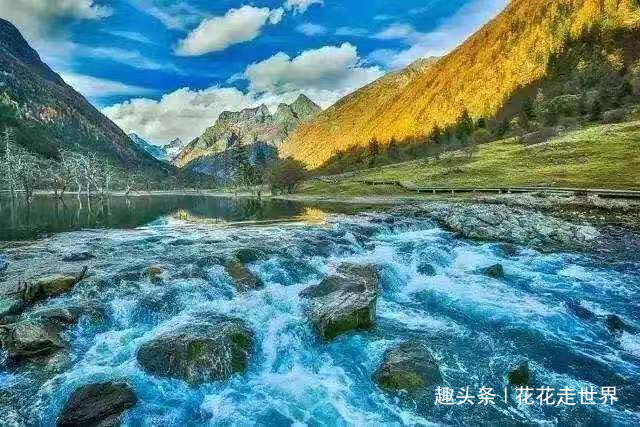 四川又一景区走红,比稻丁、九寨沟更美没有被完全开发
