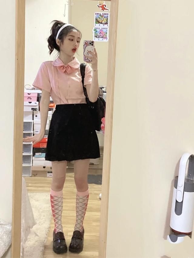  『饱和度』“老阿姨”也要穿粉色，神仙色系帮你凹出少女感，一起变美吧