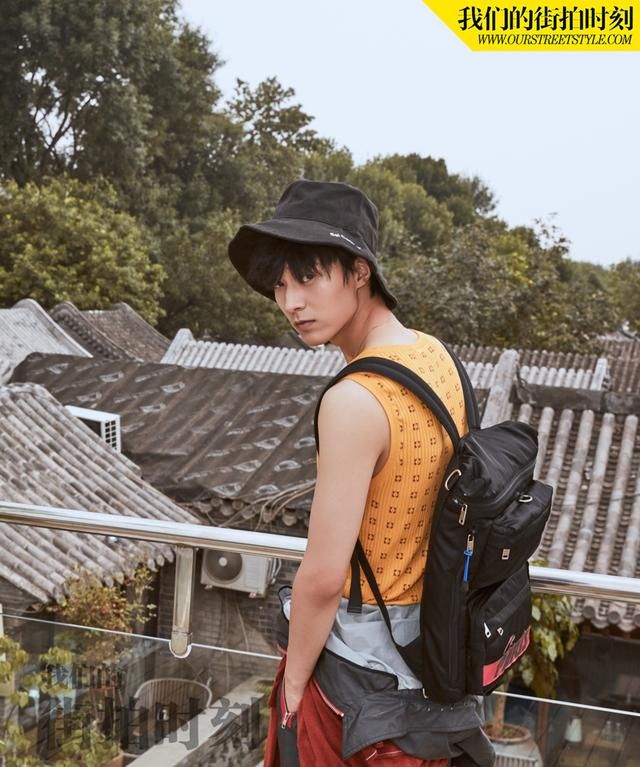 魏天浩的街拍时刻：阳光率性定义男友型格