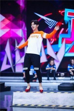 这些男星穿高跟鞋太撩人，最后一个笑坏我了！