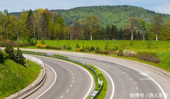  高速■厉害了我的国！第一条“不限速”公路真的来了，全程没有