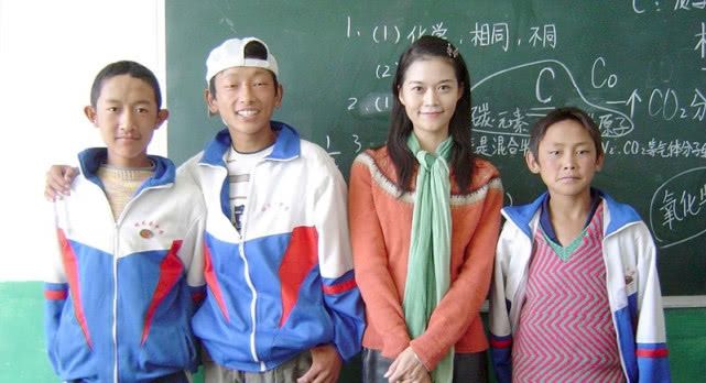 中国首位女舰长：南京大学本科，中山大学博士，不后悔做过的事