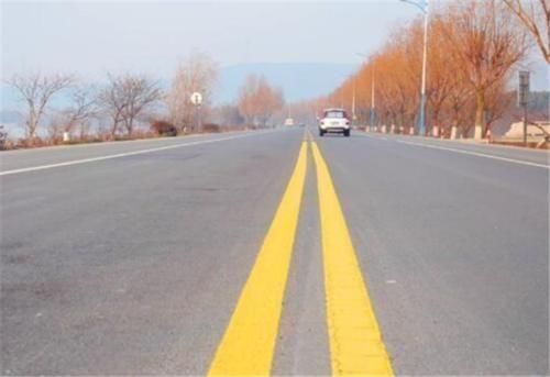  黄线@“单黄线”和“双黄线”有什么区别？新老司机不懂要注意了