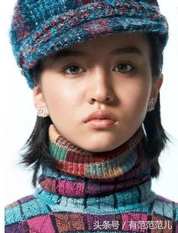 木村拓哉15岁女儿巴黎看秀,厌世脸太惊艳,但看完她的腿我沉默了
