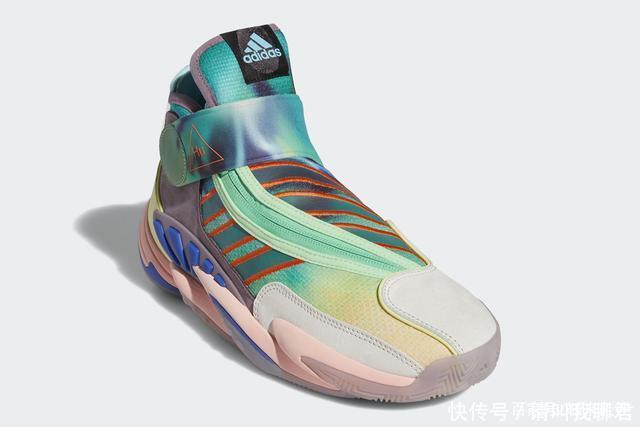 『估计』厉害菲董×Adidas新球鞋,估计要起飞了!AJ 1、AJ 5都是弟弟!