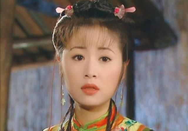  #美妆博主#小燕子的高挑眉，紫薇的百变唇妆，《还珠格格》才是美妆种草机啊