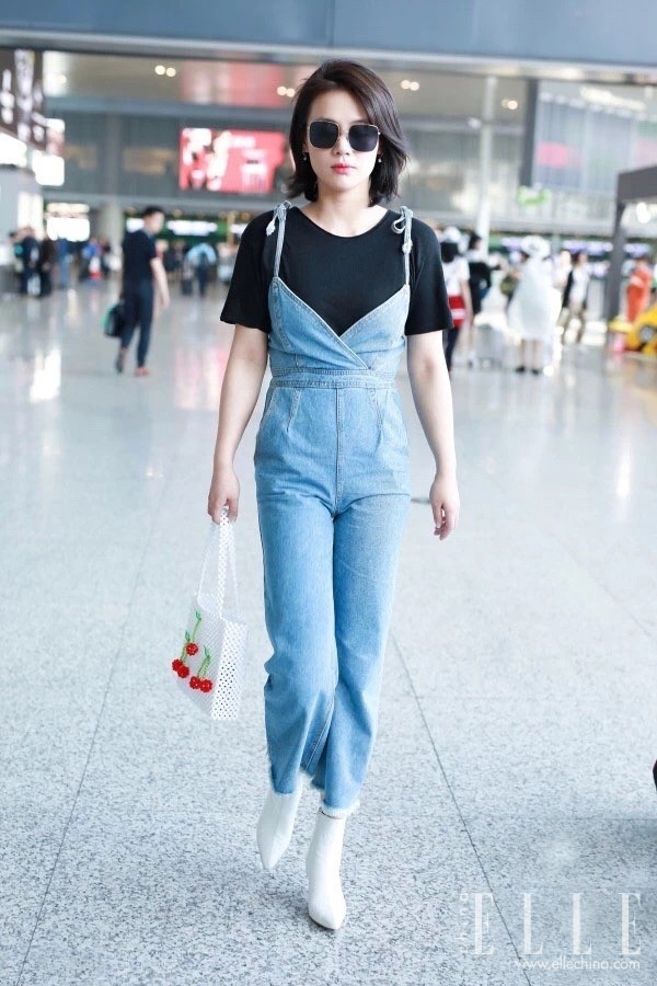 别再穿阔腿裤了 今夏最流行的“初恋裤”来了！