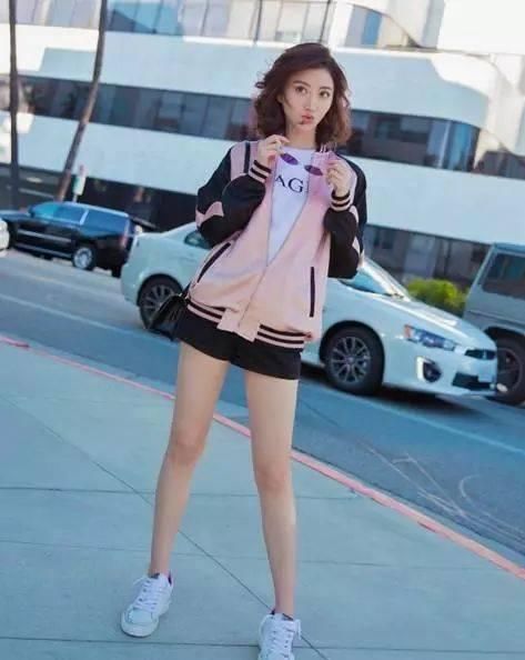  美成：30岁之后这一色调慎穿，一不小心美成美少女像18！