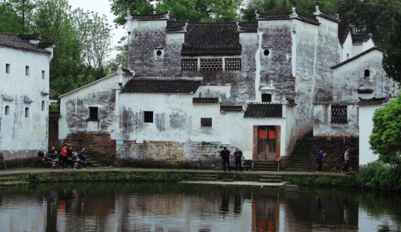 中国最神秘的村庄：诸葛后人所建，外人进来出不去！