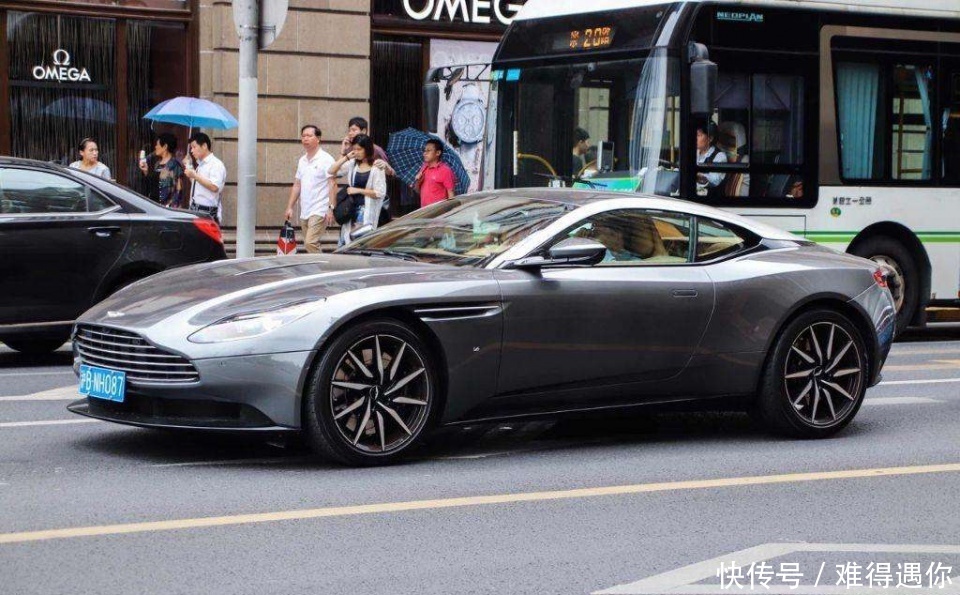 印度土豪到中国体验生活，看到这一幕直言这不是真正的中国