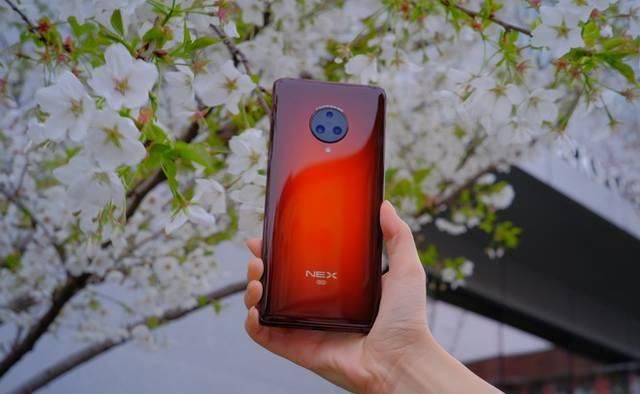  [瀑布屏]NEX 3S感受：高雅飞瀑屏 长相就是说公平正义