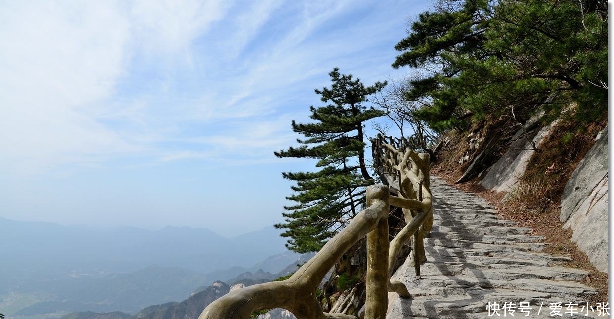 中国香火最灵验的佛教圣山，与五台山峨眉山齐名，闻名海外