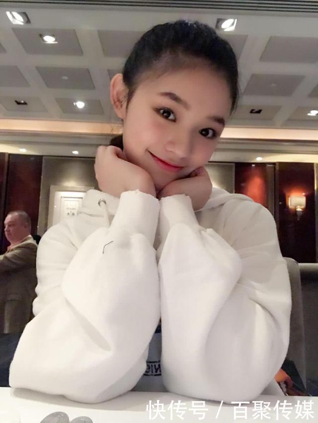 林允微博实名吐槽网红产品“真难用”，网友：终于有个敢说实话