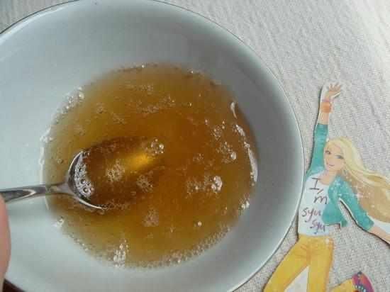 女人长眼袋别慌!当垃圾扔的“它”是宝贝，让你抚平眼袋年轻十岁