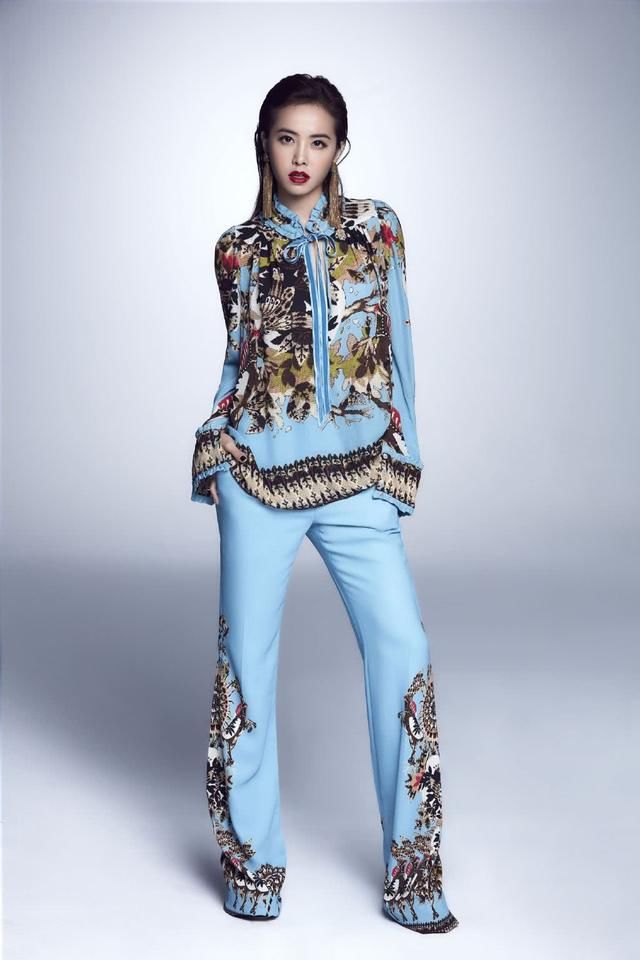 蔡依林穿上阔腿裤潮到飞起，网友：说真的，一般人驾驭不来！