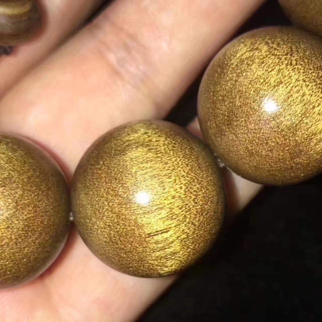 当下流行“领导串”，款款高贵奢华显魅力，帅有气质，还不贵