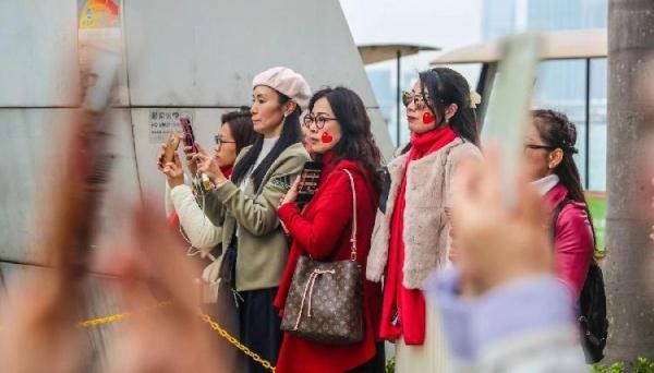  [祖国]2020年第一天的香港紫荆广场