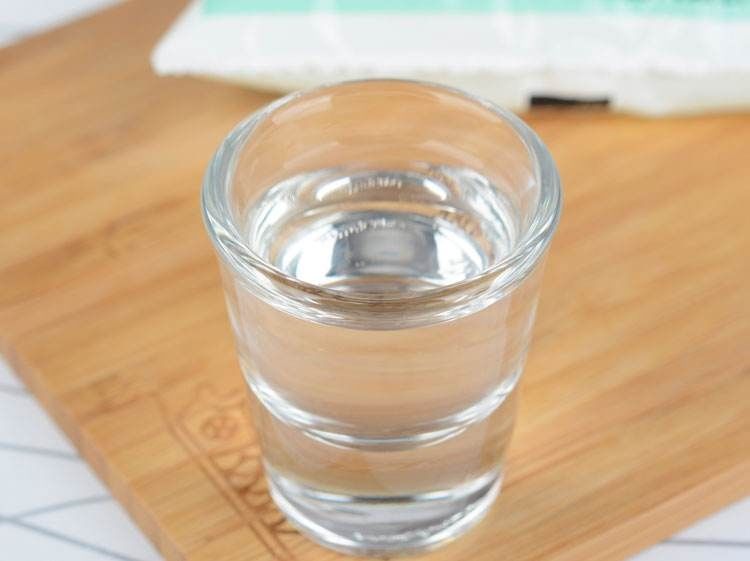 白醋+它等于美白祛斑?每天晚上抹它，一周让皮肤如雪花一样白嫩