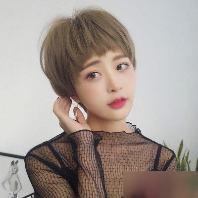 11款刘海在眉毛上面的发型，清凉也好看!