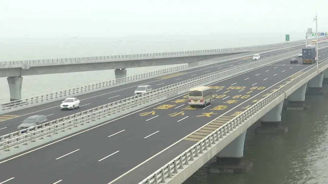  「道路交通」胶州湾大桥胶州连接线基础设施改造提升工程全部完工