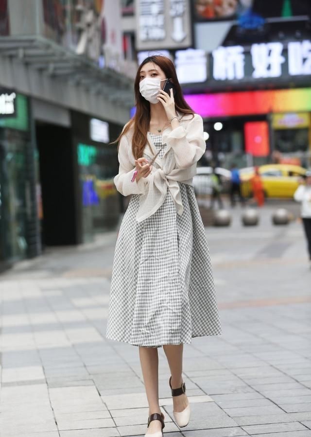  「日常」春天别放弃连衣裙！这几款还能穿出新意，日常又有女神范十足