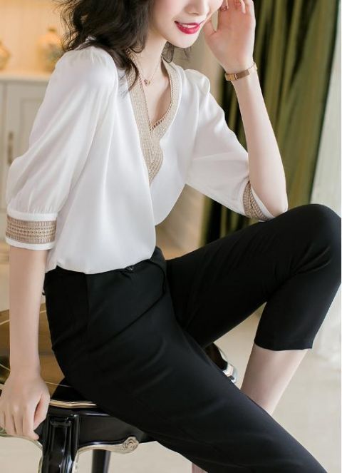 #显瘦#真正时髦的女人,穿搭从不“将就”,这样穿确实洋气显瘦