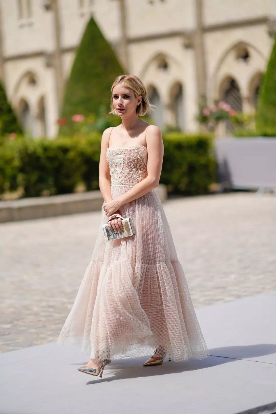 仙气十足的“蚊帐裙”，赵丽颖、郑秀妍、林志玲已经穿得不亦乐乎