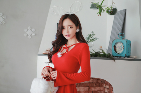 女神孙允珠，圣诞白兔精灵治愈甜美小洋装