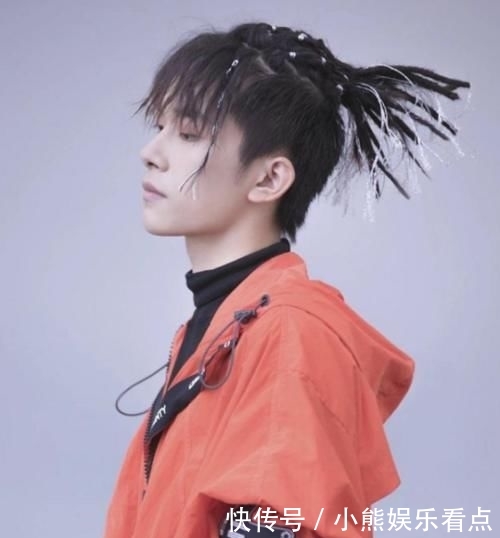  华晨■同是脏辫造型，华晨宇撩人，吴亦凡痞帅，看到千玺：这该死的魅力
