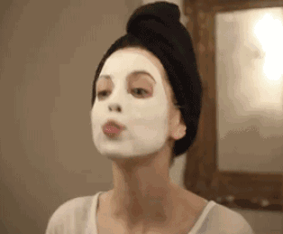 一年用700张面膜的小姐姐，去皮肤科看病了......