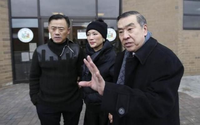 周立波事件终于水落石出：涉案手枪曝光，当事人被拆穿说谎！