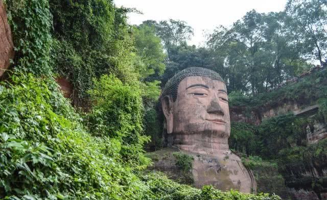 中国第一条旅游高铁——成贵铁路