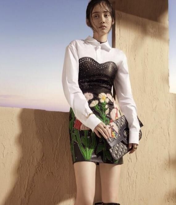 《流星花园》藤堂静长“猪鼻子”，近照嘴巴难看，像50岁的老太