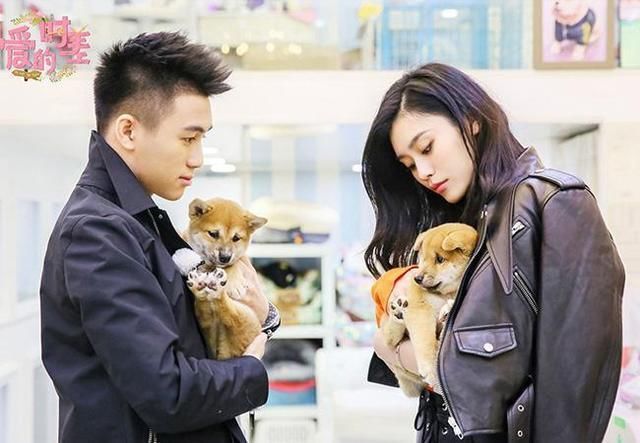 奚梦瑶被指买水军，何猷君出面欲平息事件，网友:男友买的