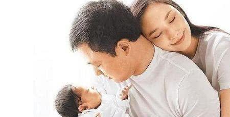 郭晶晶炫富了，对比吴佩慈徐子淇，一目了然！人生太幸福