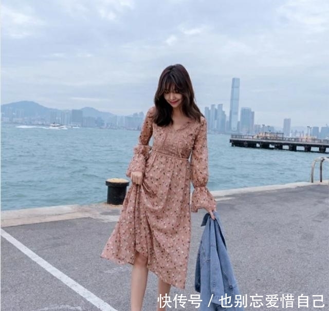 【印花】这一组印花连衣裙穿搭美的自然,让你尽显高贵
