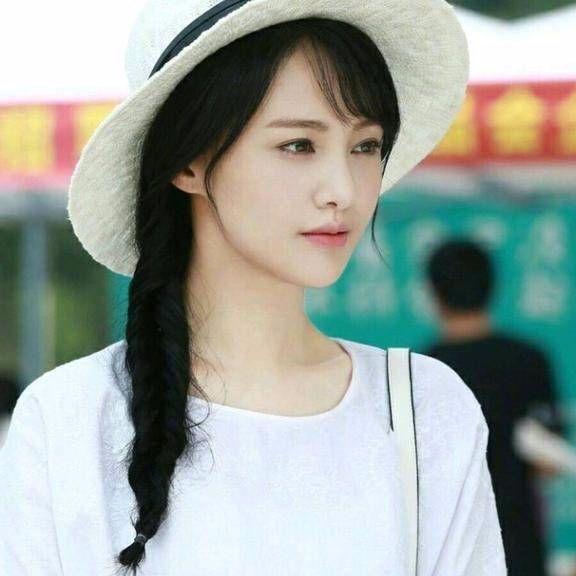 辫子是村姑专属？最全迪丽热巴Baby宣仪郑爽杨幂高级辫子盘点